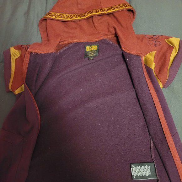 — SOLD —Limited-Edition Womens' World of Warcraft 'Sylvanas Windrunner' Hoodie M - Picture 2 of 4